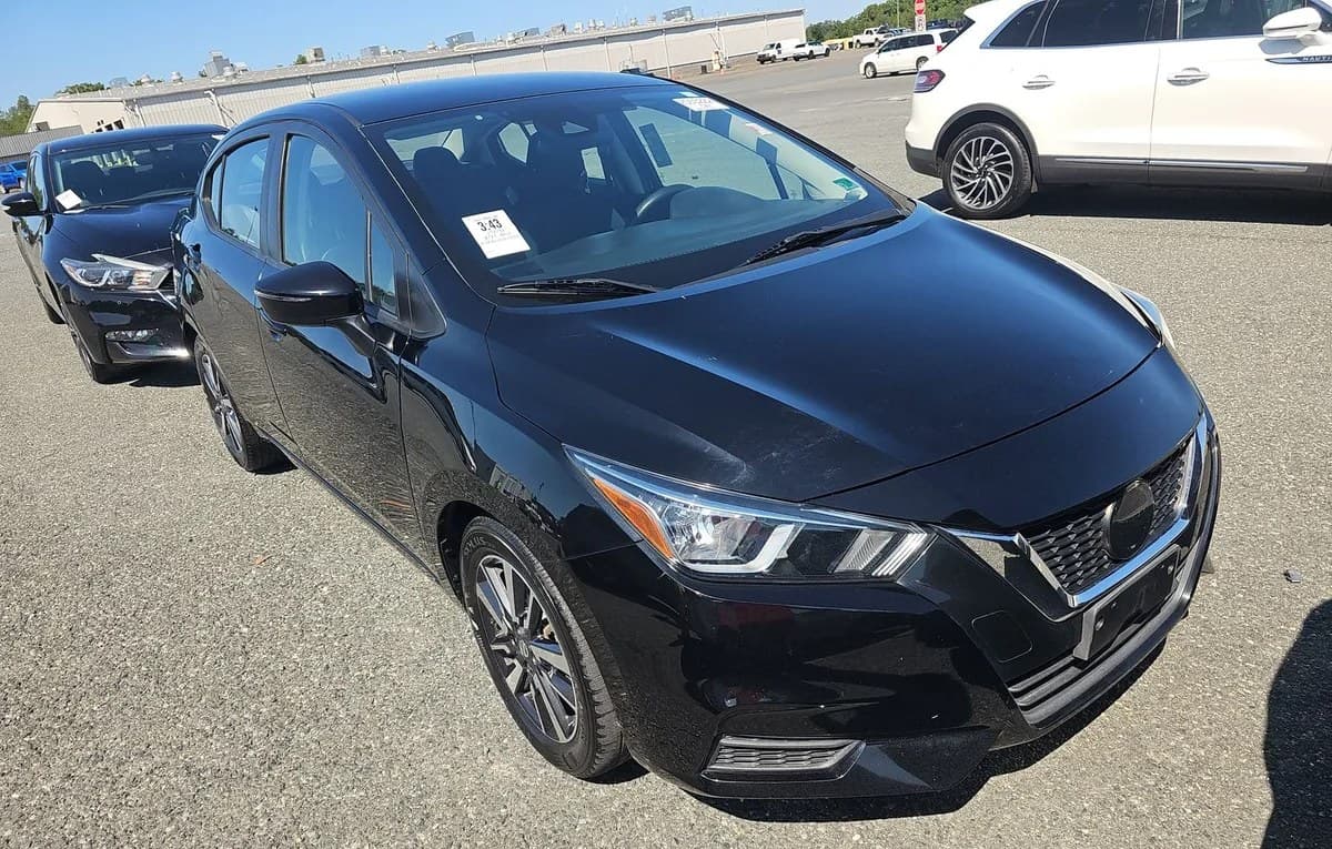 2020 NISSAN VERSA SV 3