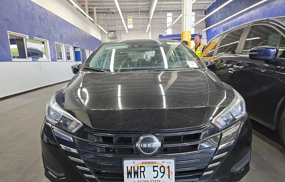 2023 NISSAN VERSA SV 3
