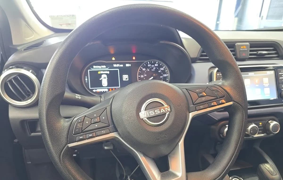 2023 NISSAN VERSA SV 7