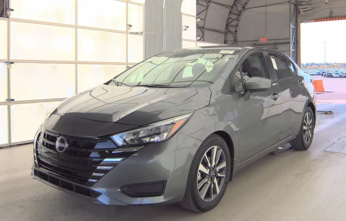 2025 NISSAN VERSA SV 2