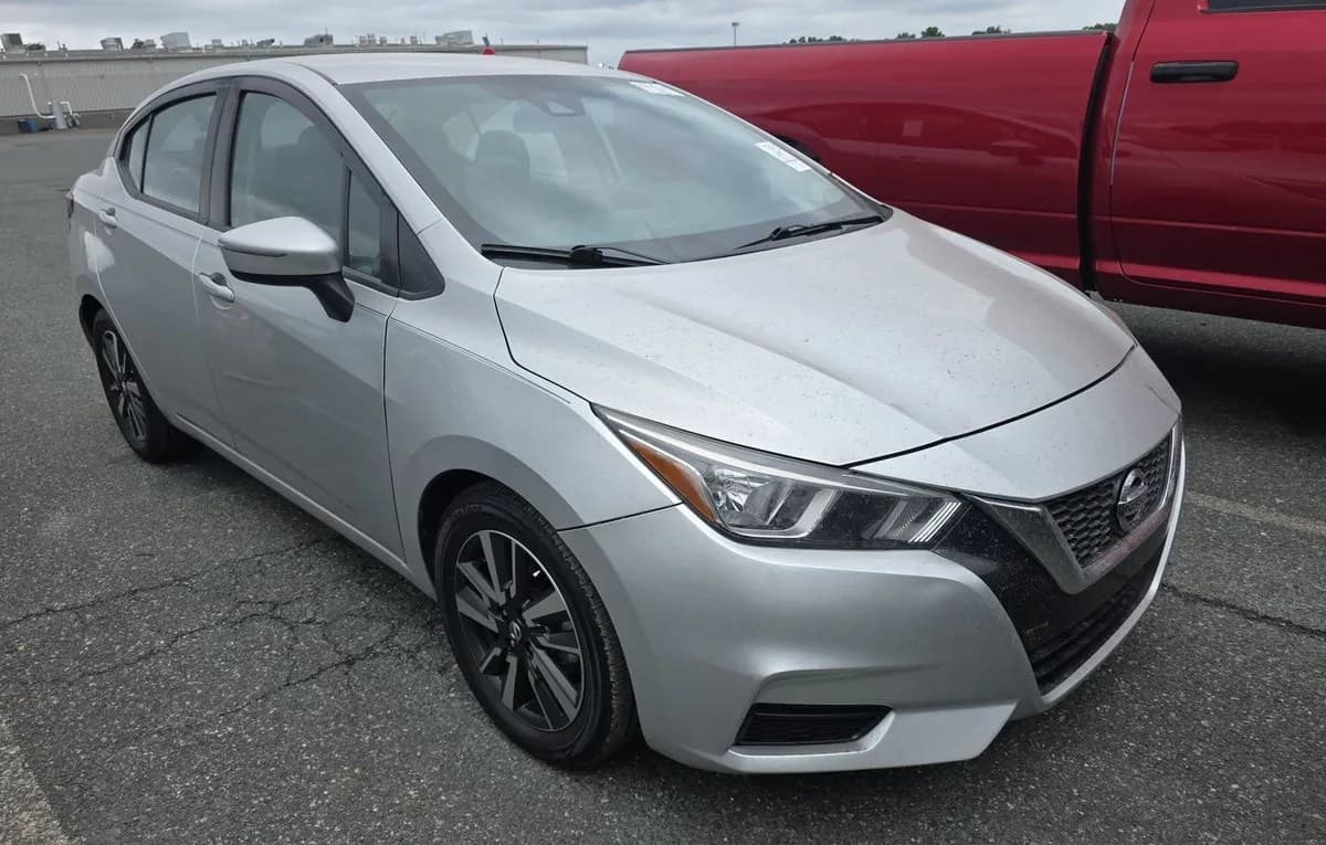 2021 NISSAN VERSA SV 4