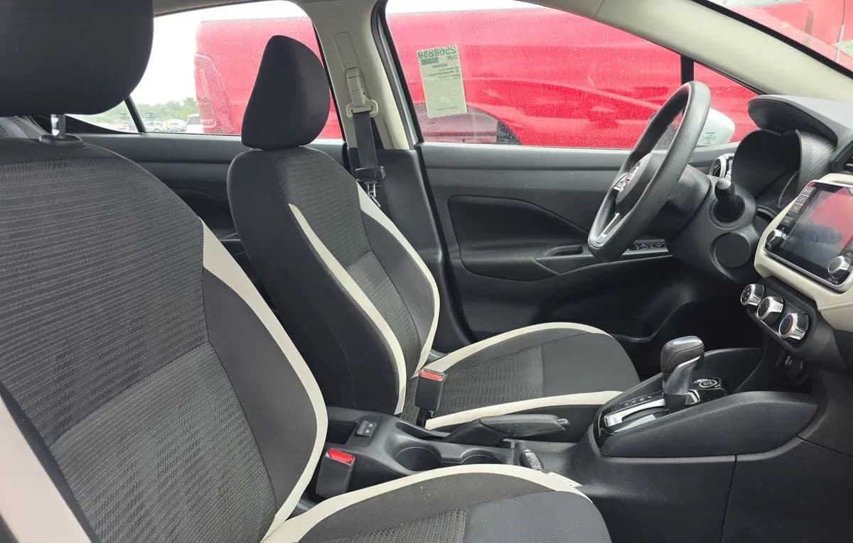 2021 NISSAN VERSA SV 5