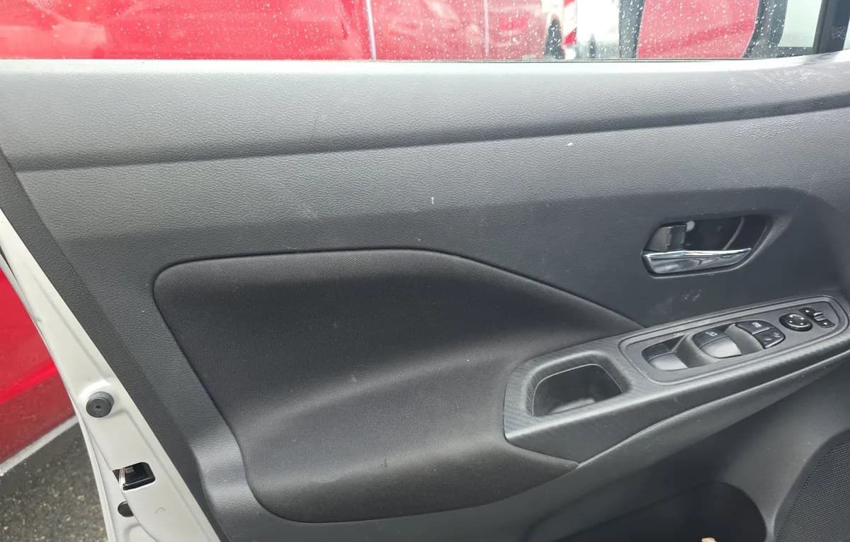 2021 NISSAN VERSA SV 6