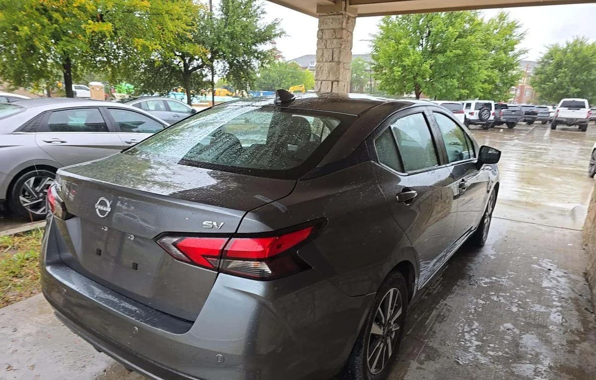 2024 NISSAN VERSA SV 4