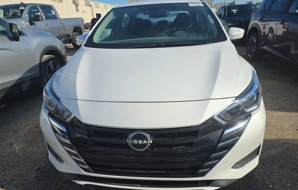 2024 NISSAN VERSA SV 3