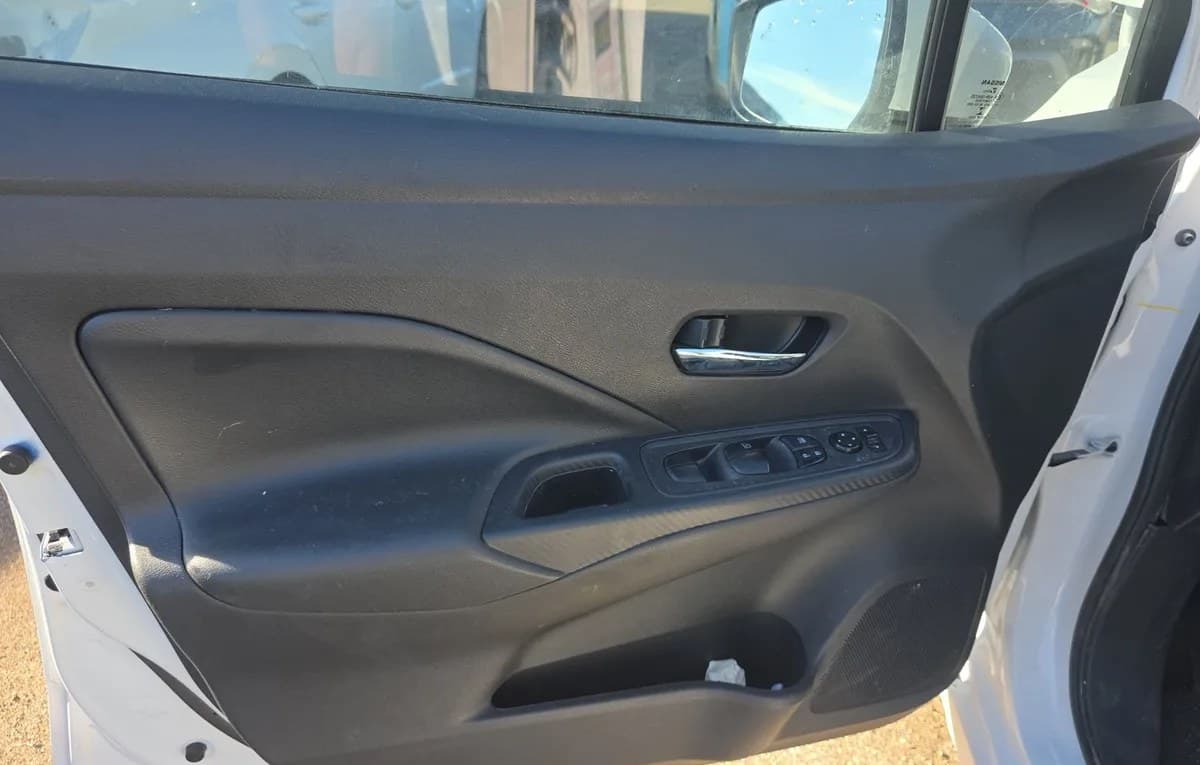 2024 NISSAN VERSA SV 6