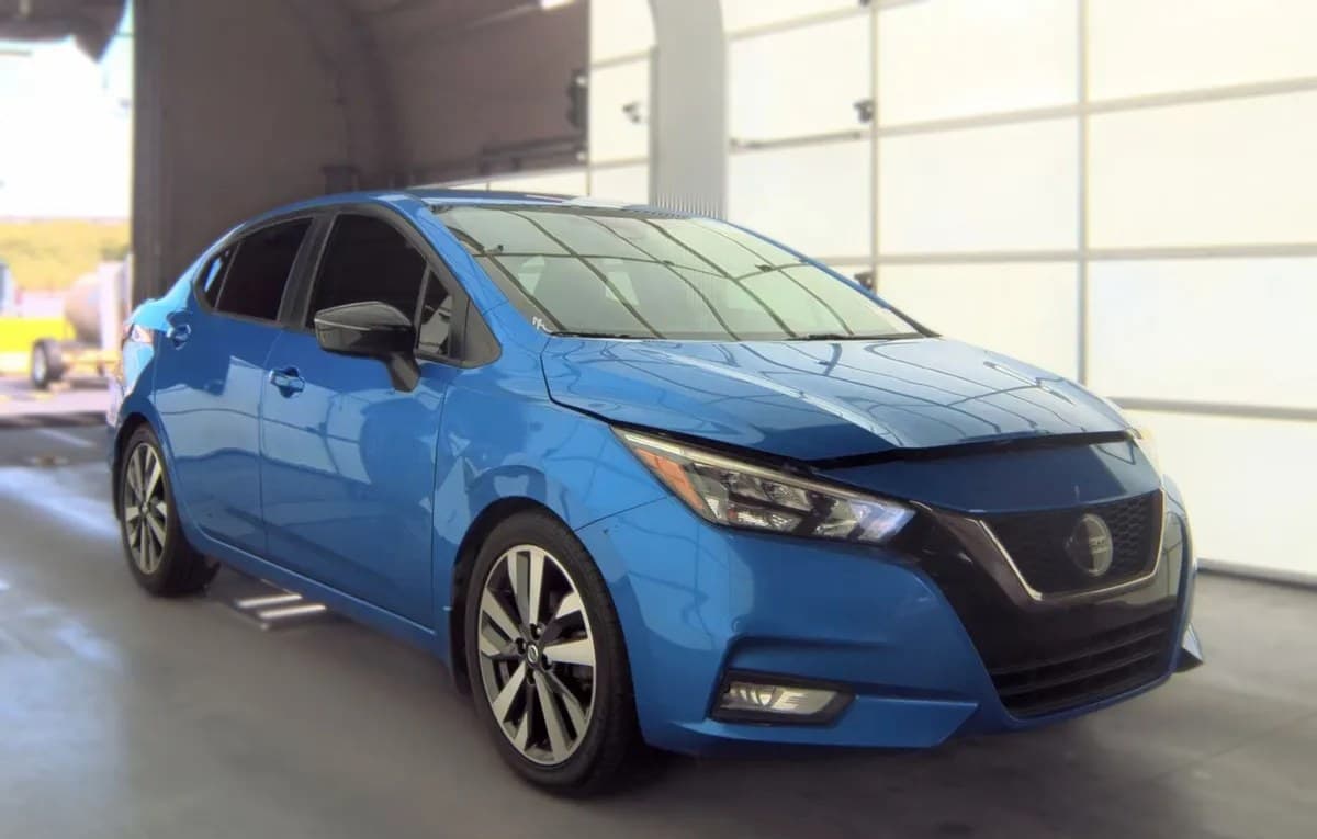 2020 NISSAN VERSA SR 3