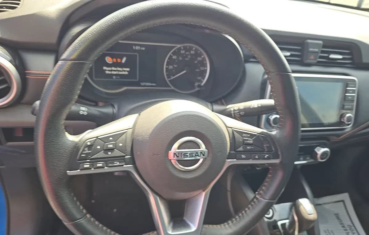 2020 NISSAN VERSA SR 6