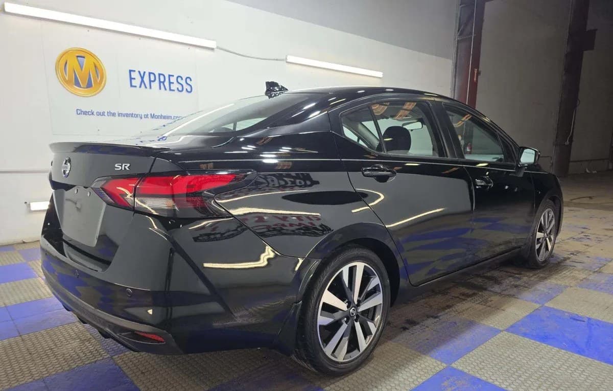 2020 NISSAN VERSA SR 4