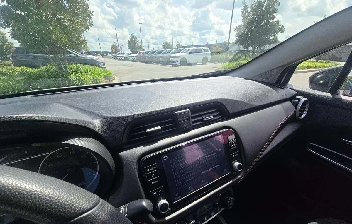 2024 NISSAN VERSA SR 7