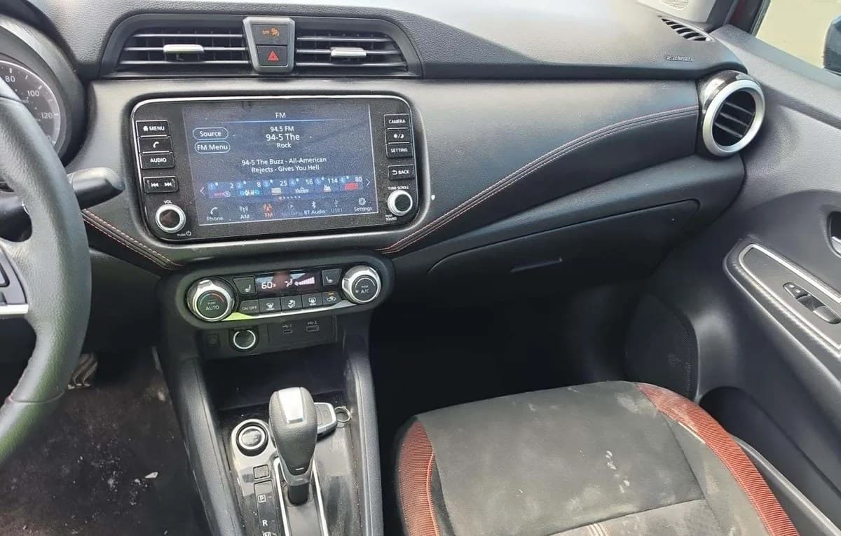 2025 NISSAN VERSA SR 7
