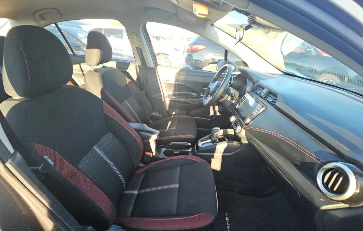 2025 NISSAN VERSA SR 5