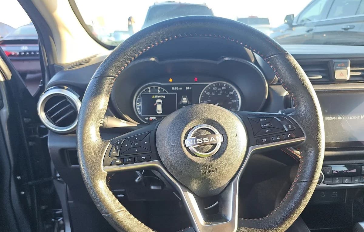 2025 NISSAN VERSA SR 7