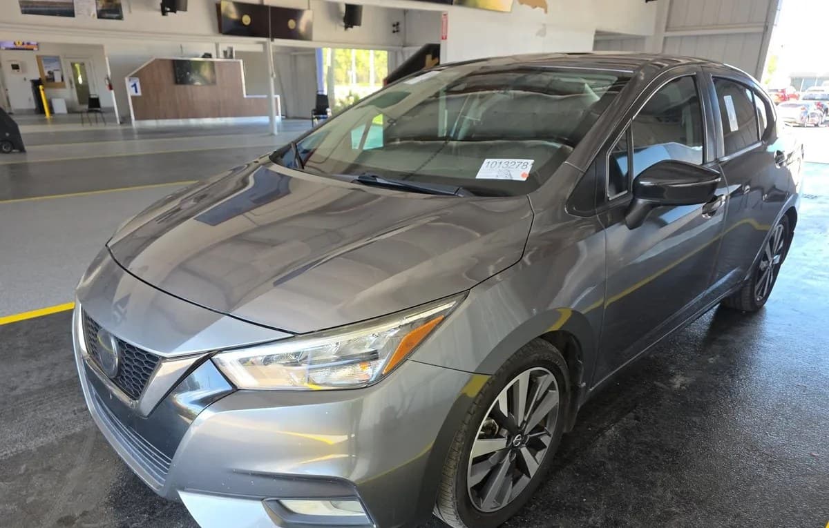 2021 NISSAN VERSA SR 2