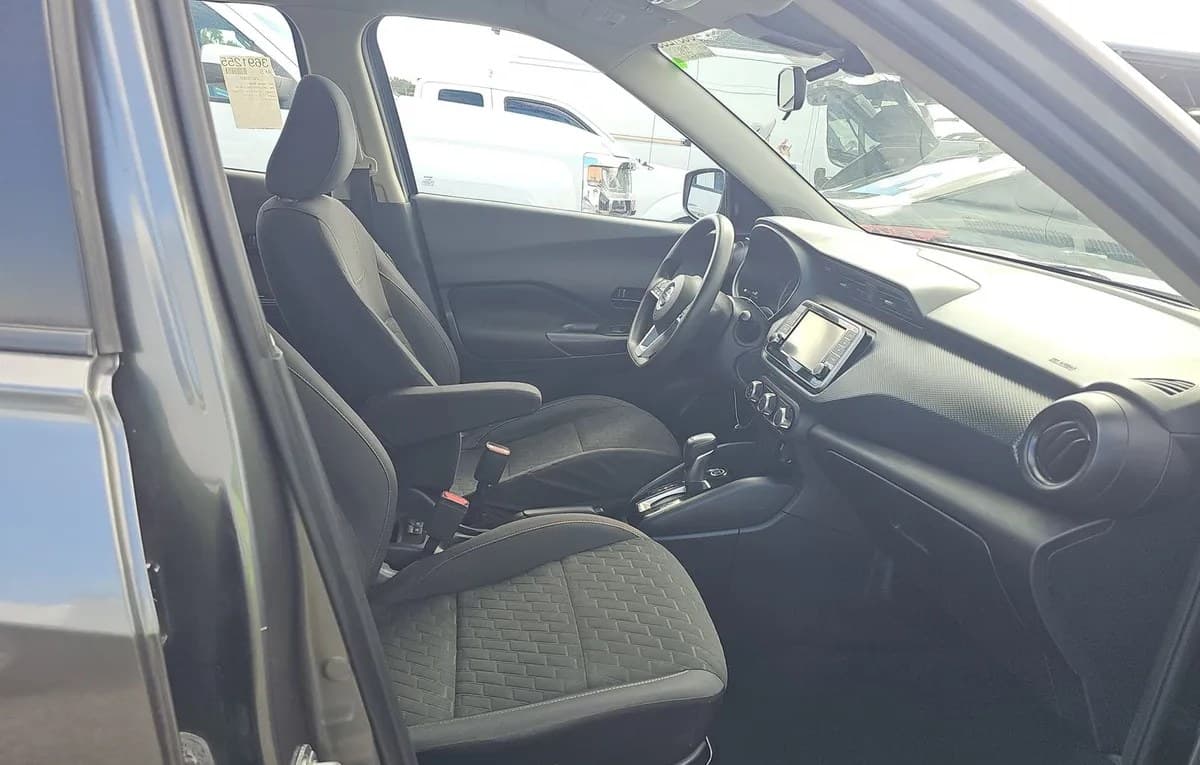 2021 NISSAN KICKS S 5