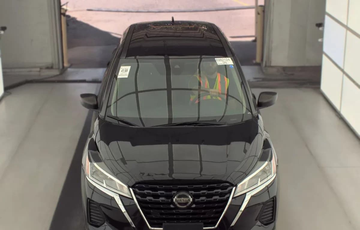 2021 NISSAN KICKS S 2