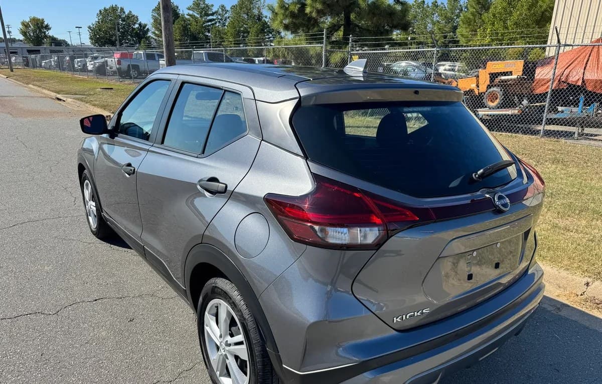 2024 NISSAN KICKS S 5