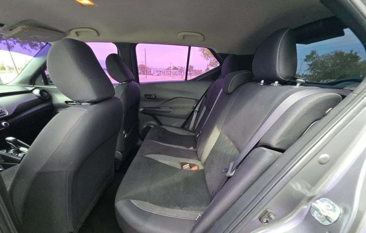2020 NISSAN KICKS S 7
