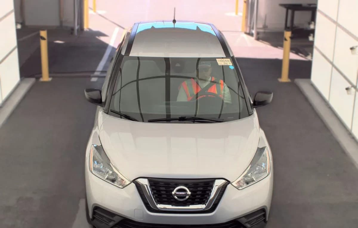2020 NISSAN KICKS S 3