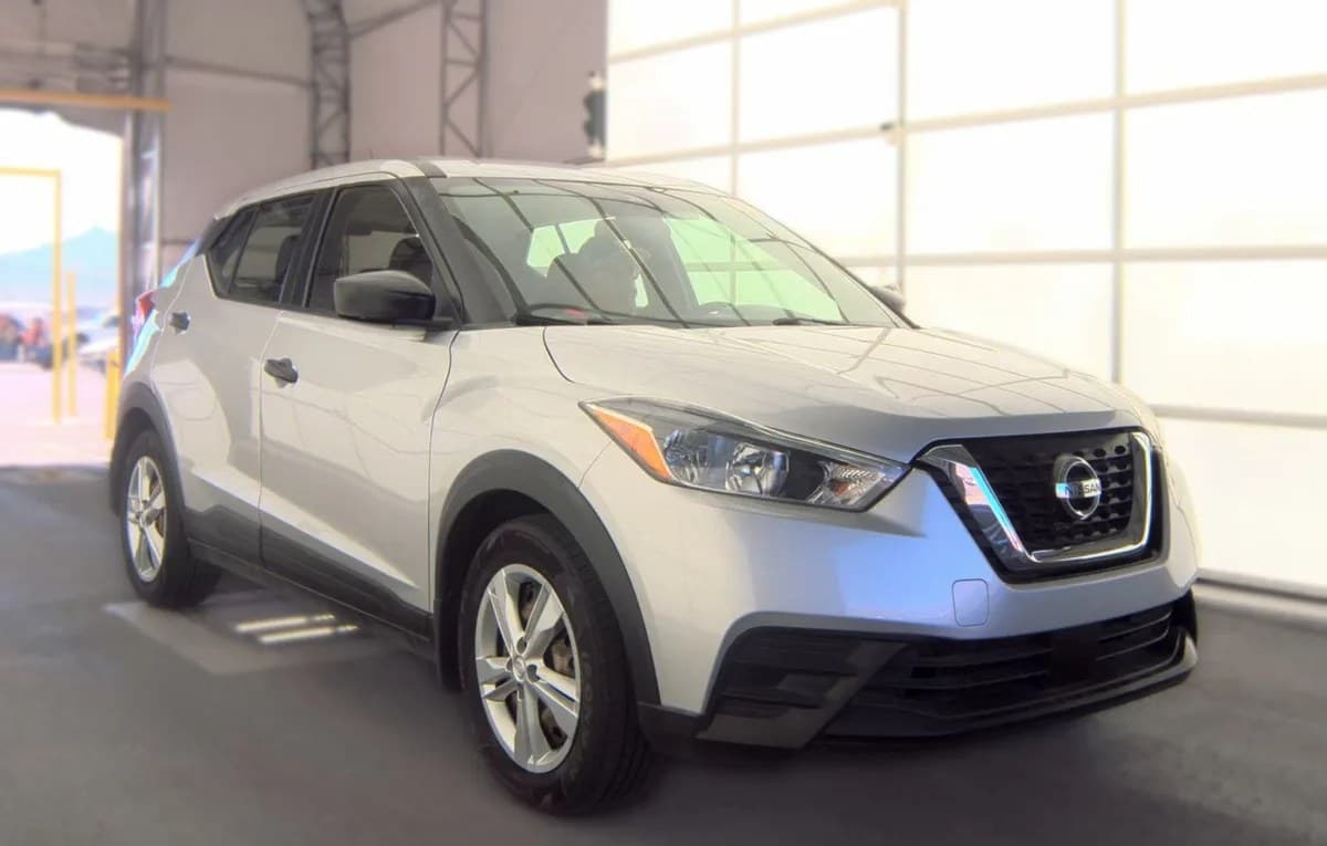2020 NISSAN KICKS S 4