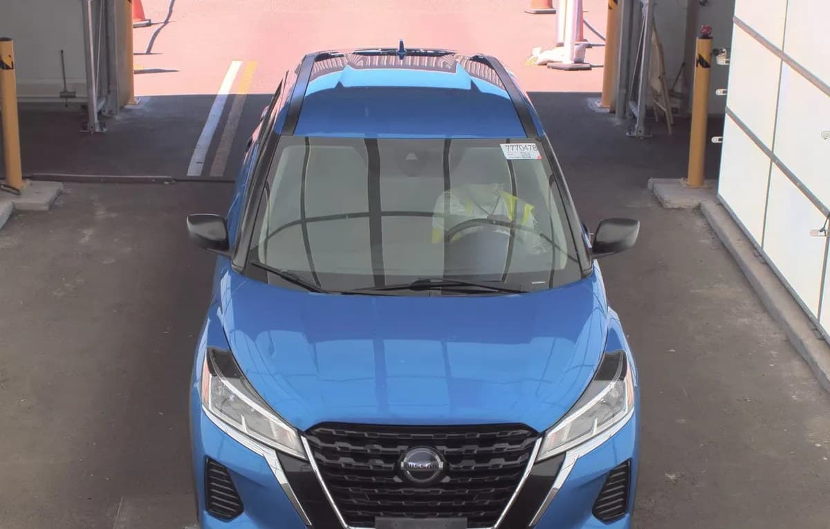 2021 NISSAN KICKS S 3