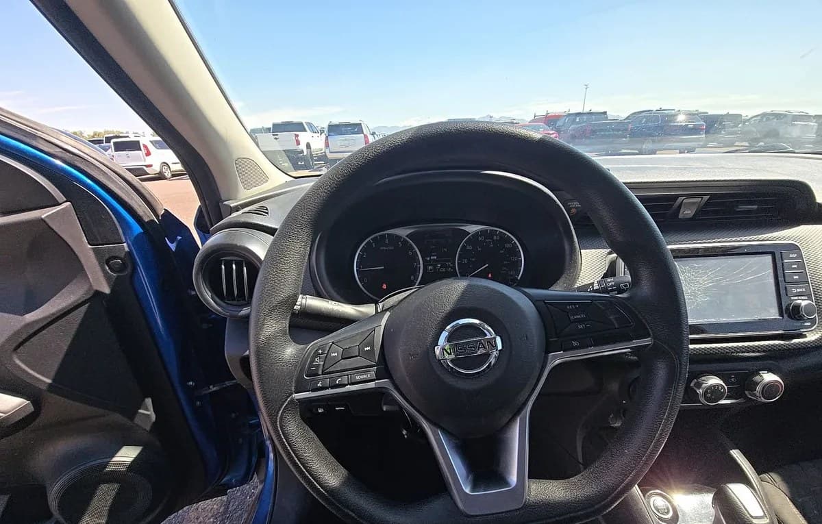 2021 NISSAN KICKS S 7