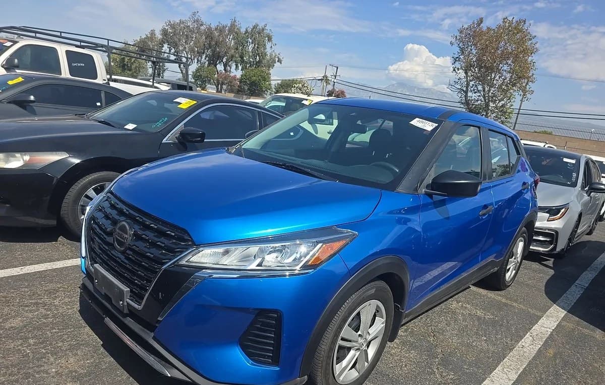 2021 NISSAN KICKS S 2