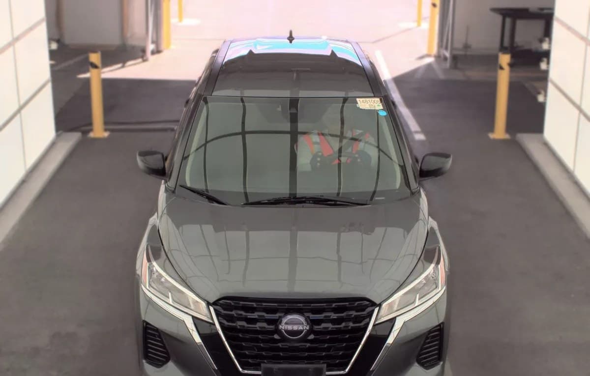 2022 NISSAN KICKS S 3