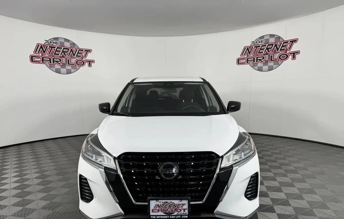 2021 NISSAN KICKS S 3