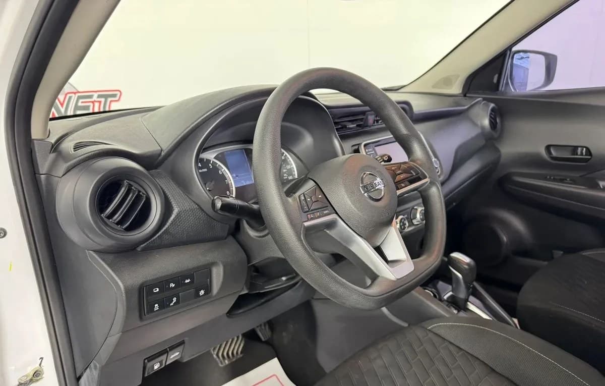2021 NISSAN KICKS S 7