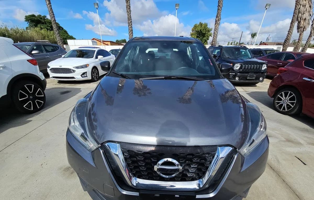 2020 NISSAN KICKS S 3