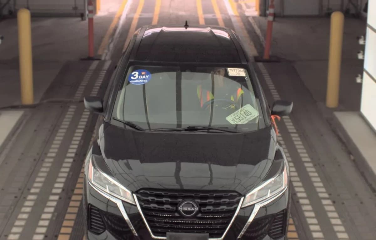 2022 NISSAN KICKS S 3
