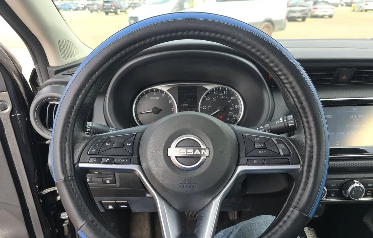2022 NISSAN KICKS S 7