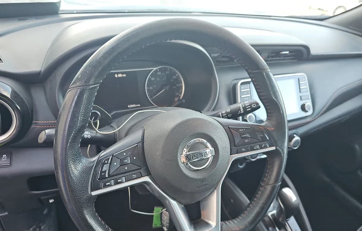 2019 NISSAN KICKS SR 7
