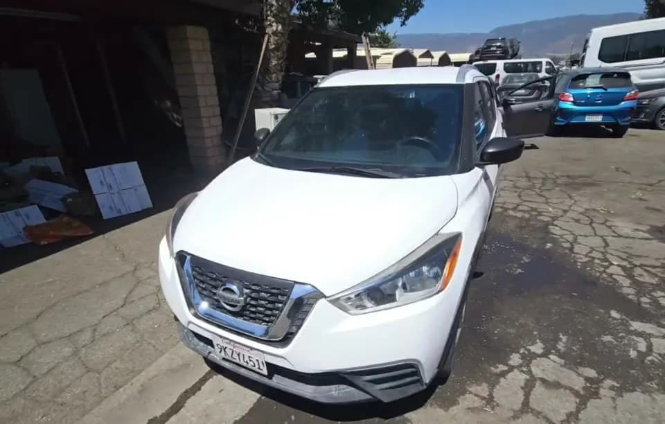 2019 NISSAN KICKS S 2
