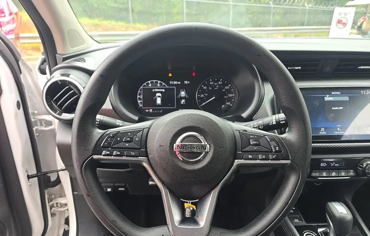 2021 NISSAN KICKS SV 6