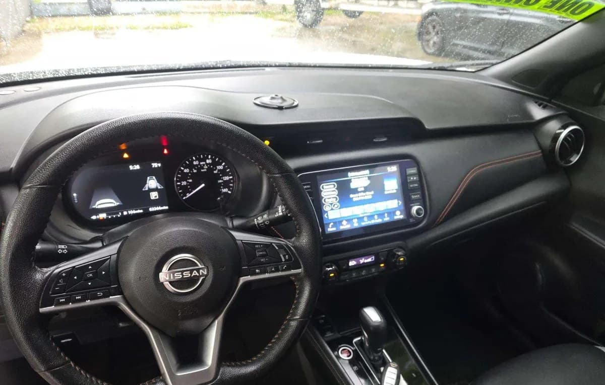 2022 NISSAN KICKS SR 7