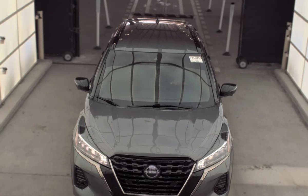 2023 NISSAN KICKS SR 3