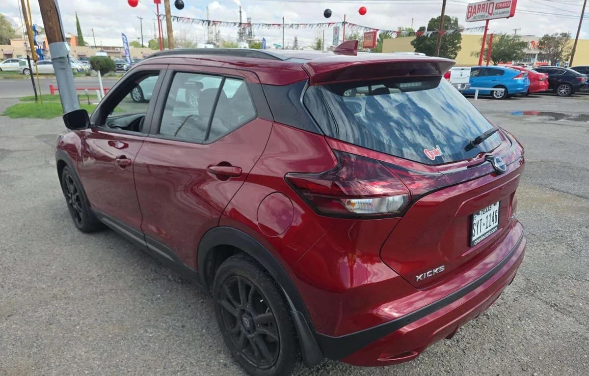 2024 NISSAN KICKS SR 3