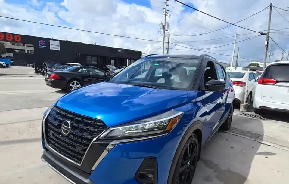 2021 NISSAN KICKS SR 2