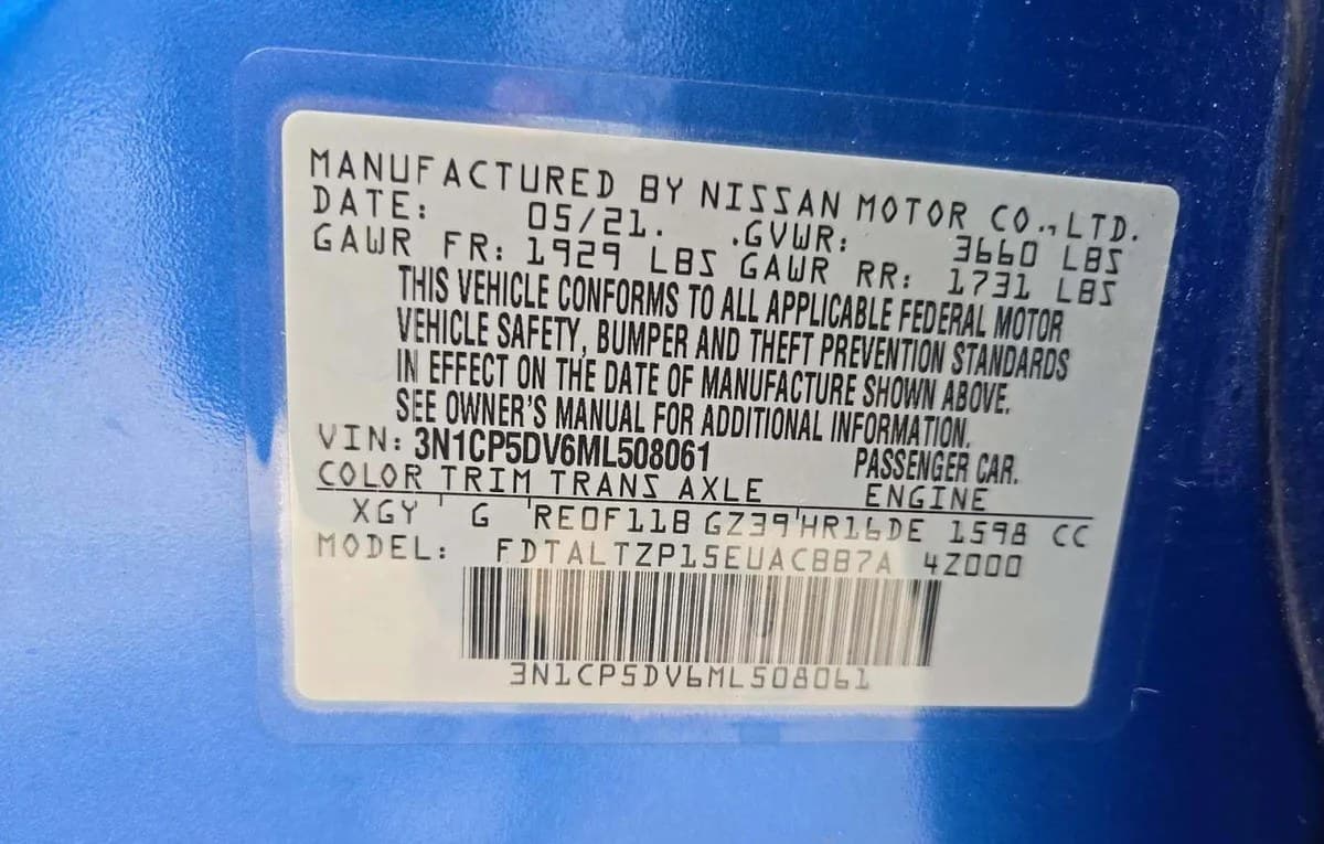 2021 NISSAN KICKS SR 3