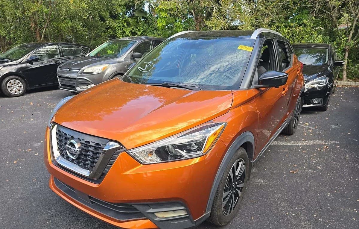 2020 NISSAN KICKS SR 2