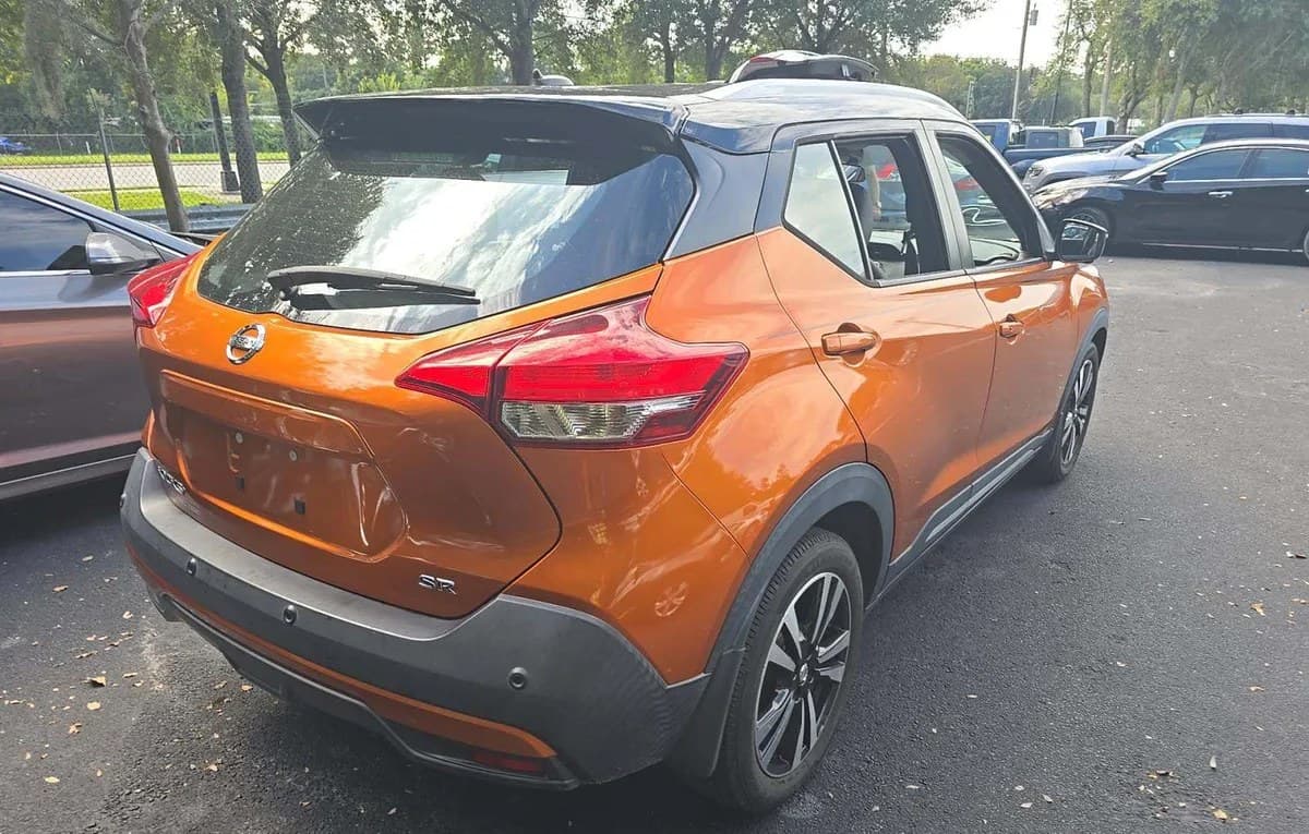 2020 NISSAN KICKS SR 4