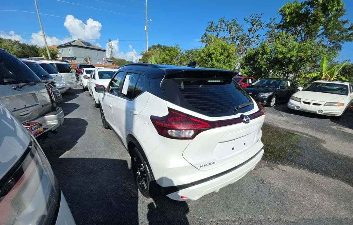 2024 NISSAN KICKS SR 3