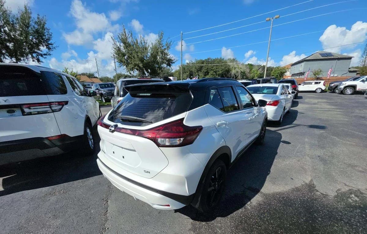 2024 NISSAN KICKS SR 4