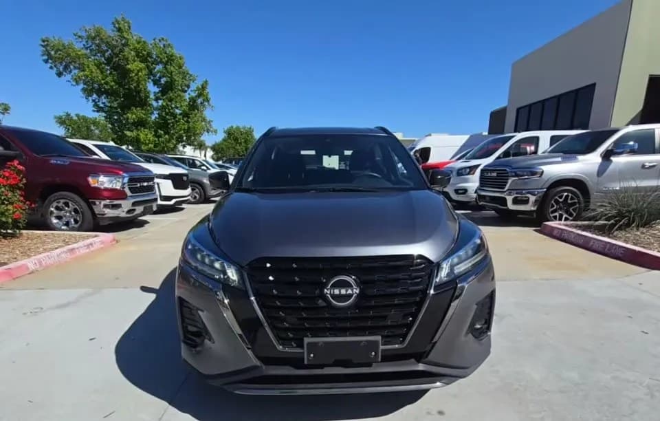2024 NISSAN KICKS SR 3