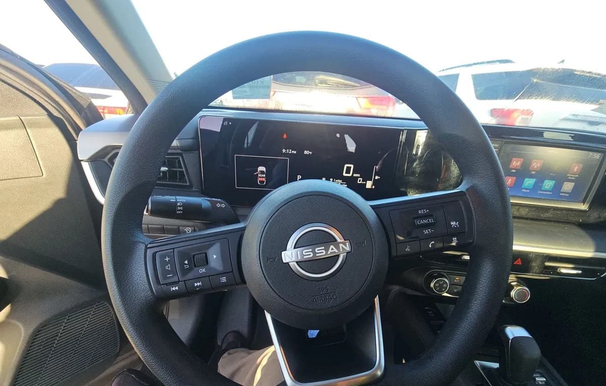 2025 NISSAN KICKS S 7