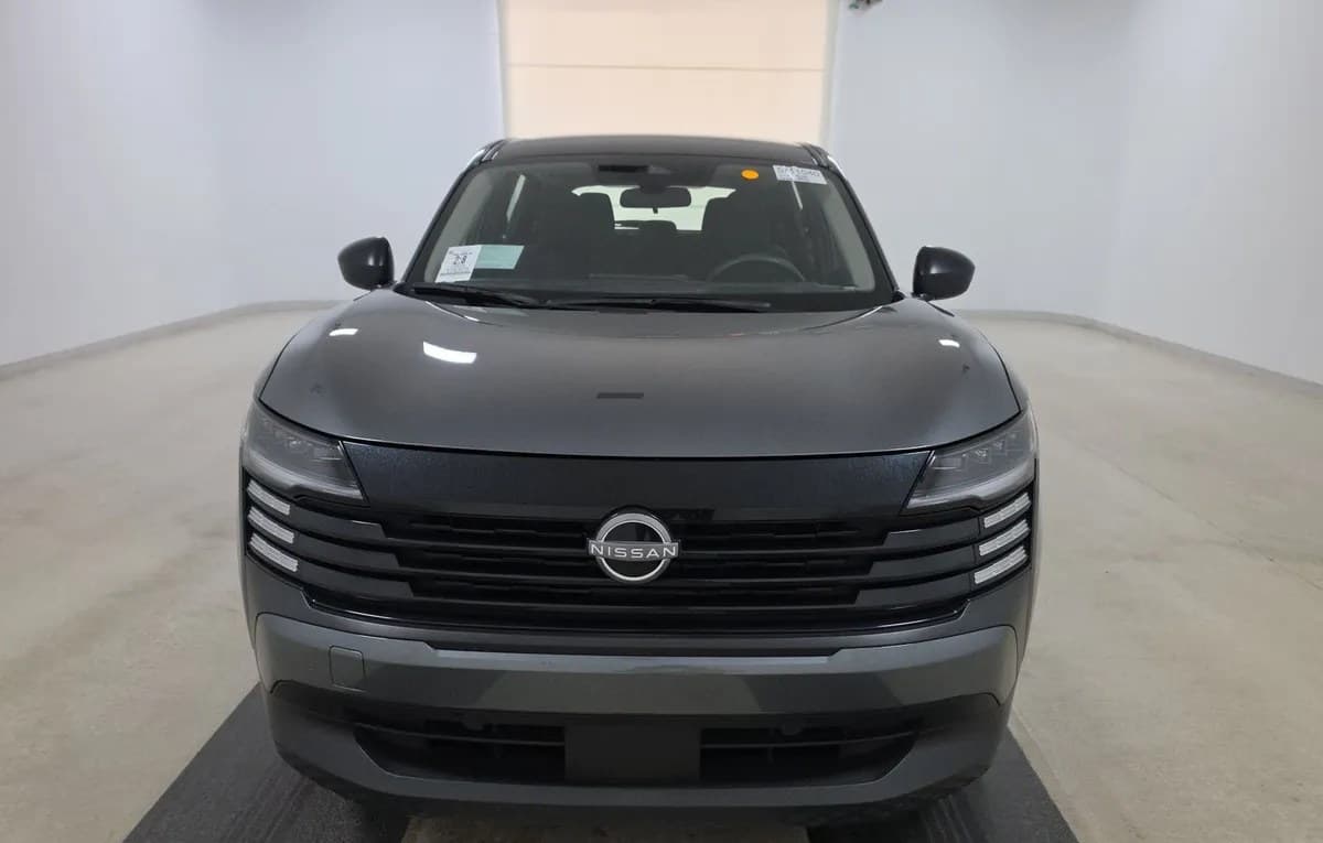 2025 NISSAN KICKS S 3