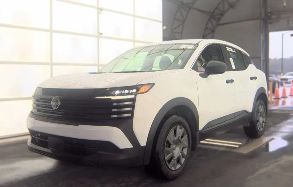 2025 NISSAN KICKS S 1