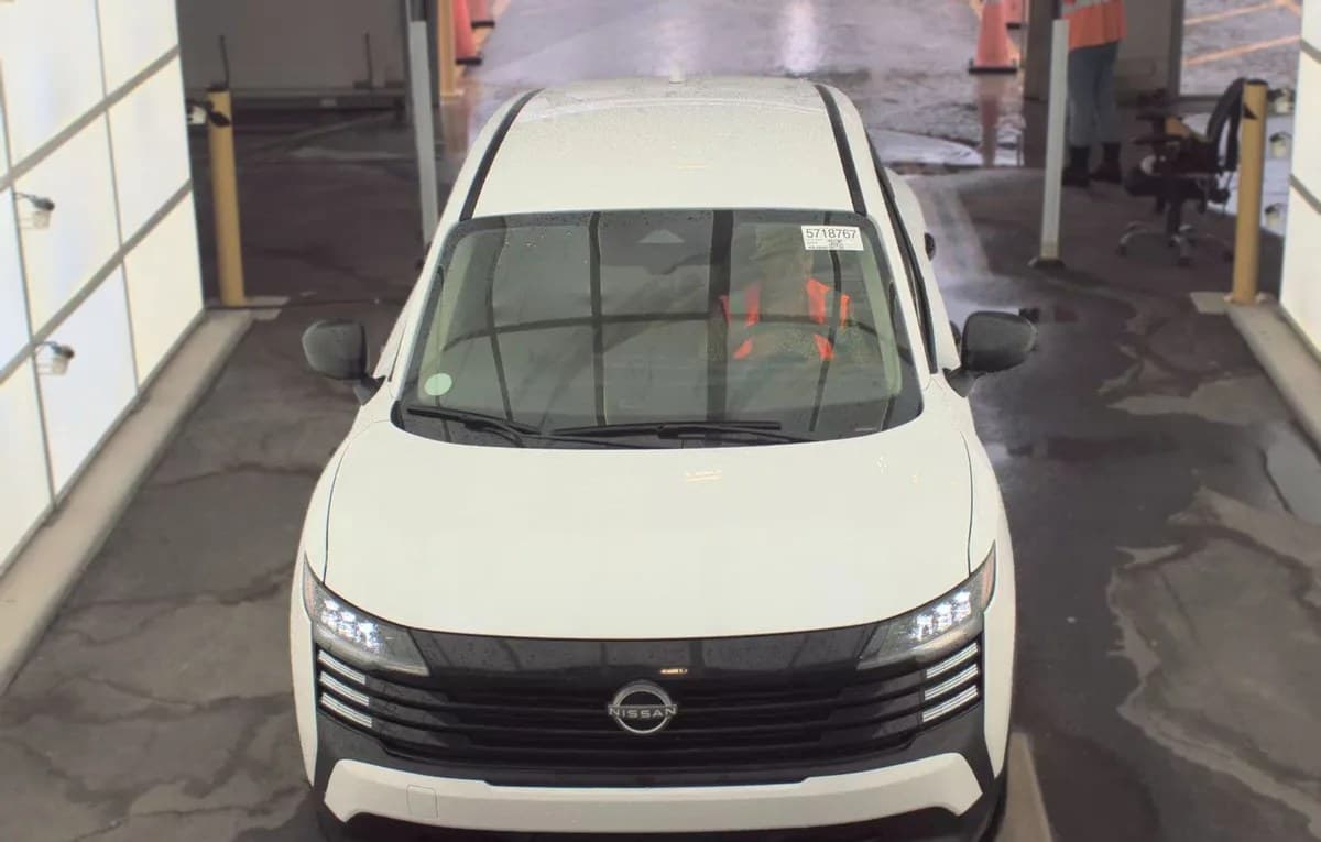 2025 NISSAN KICKS S 3